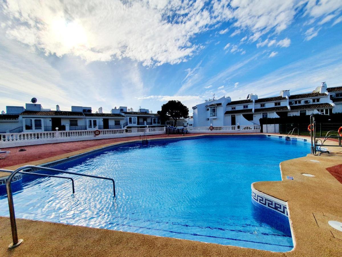 Cozy Apartment On The Beach Sitio de Calahonda Exteriör bild