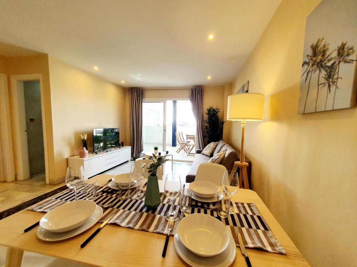 Cozy Apartment On The Beach Sitio de Calahonda Exteriör bild