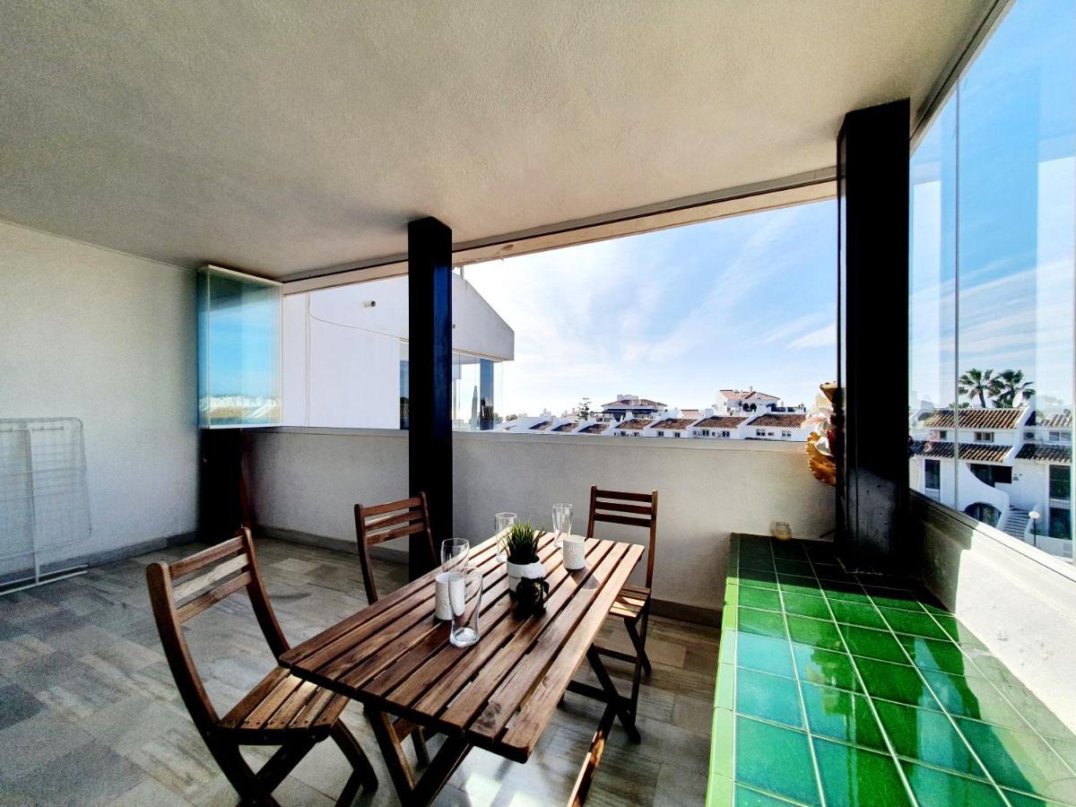 Cozy Apartment On The Beach Sitio de Calahonda Exteriör bild