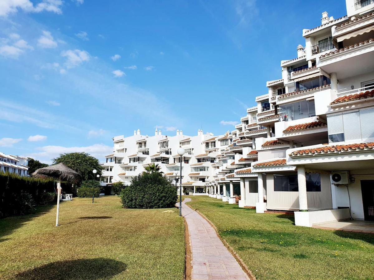Cozy Apartment On The Beach Sitio de Calahonda Exteriör bild